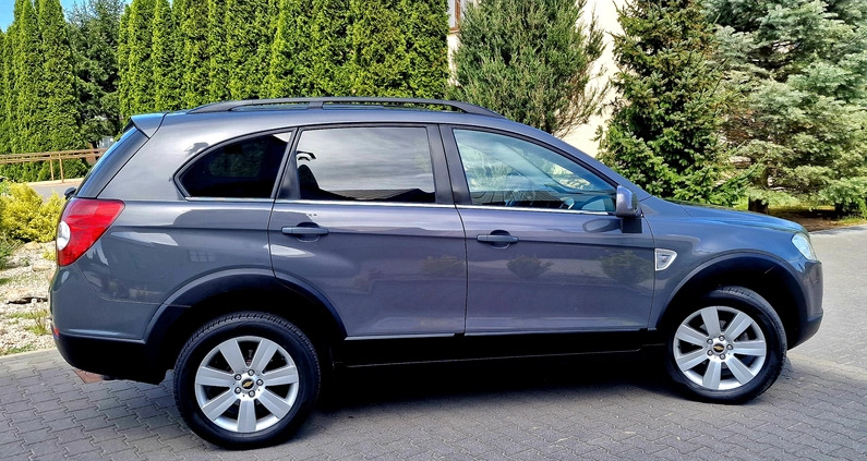 Chevrolet Captiva cena 26900 przebieg: 209267, rok produkcji 2011 z Kłecko małe 631